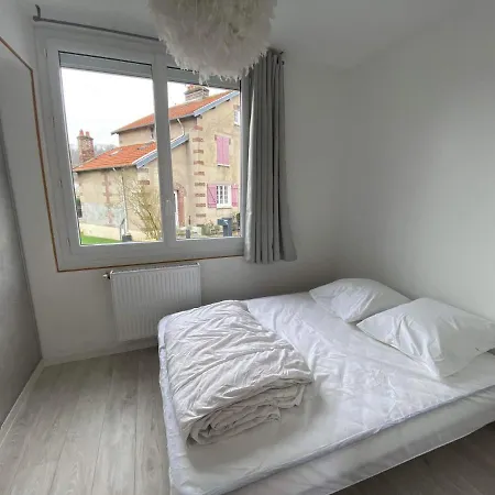 Maison De